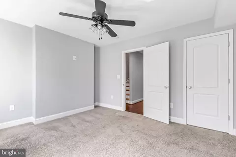 Bedroom - 1720 E Pratt St, Baltimore, MD 21231 photo 3 of 6