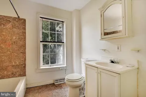 Bath - 112 S Monastery Ave S, Baltimore, MD 21229 photo 3 of 3