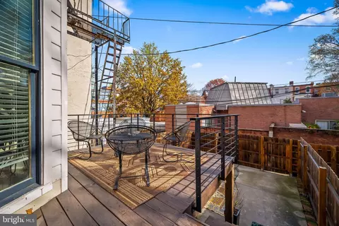 Exterior - 1427 John St, Baltimore, MD 21217 photo 4 of 6