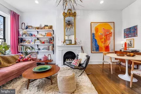 Living - 1427 John St, Baltimore, MD 21217 photo 2 of 5