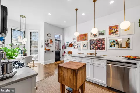 Kitchen - 1427 John St, Baltimore, MD 21217 photo 4 of 5