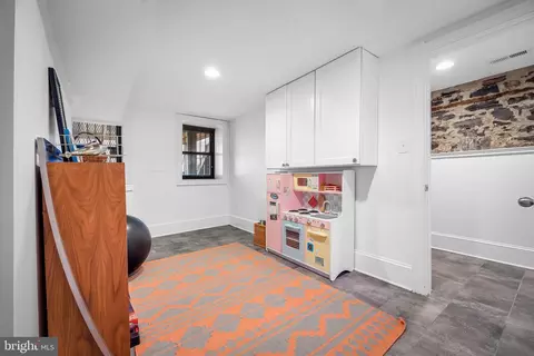 Exterior - 1427 John St, Baltimore, MD 21217 photo 3 of 6