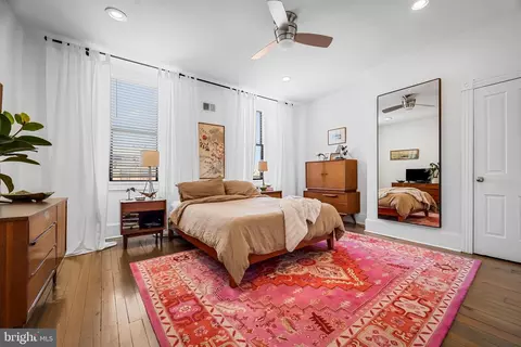 Bedroom - 1427 John St, Baltimore, MD 21217 photo 5 of 7