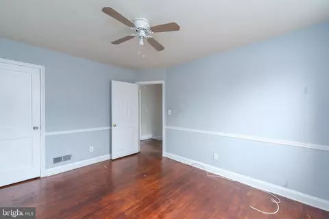 Bedroom - 3520 Dudley Ave, Baltimore, MD 21213 photo 2 of 2