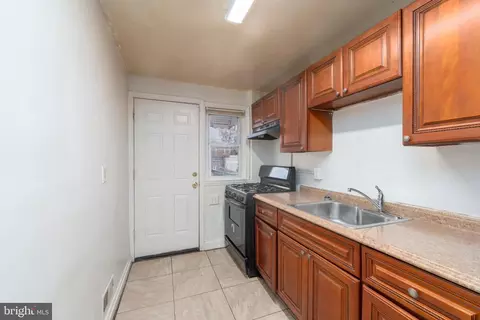 Kitchen - 3520 Dudley Ave, Baltimore, MD 21213 photo 2 of 3