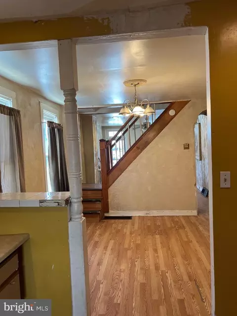 Entry Way - 642 E 29th St, Baltimore, MD 21218 photo 6 of 8