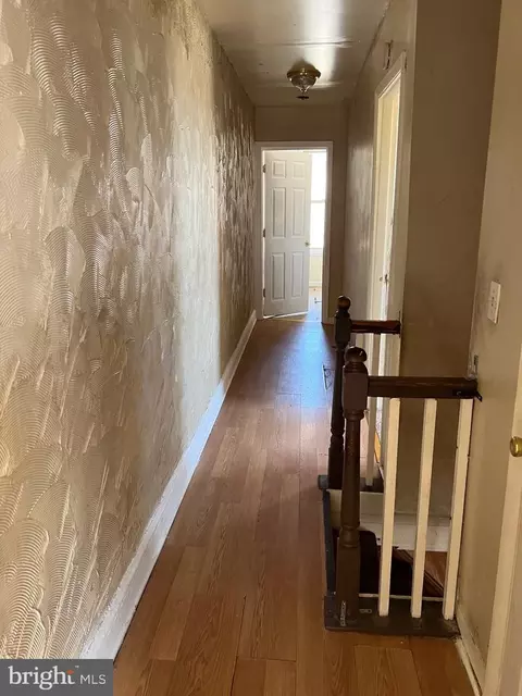 Entry Way - 642 E 29th St, Baltimore, MD 21218 photo 7 of 8