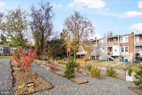 Exterior - 2813 Windsor Ave, Baltimore, MD 21216 photo 6 of 7