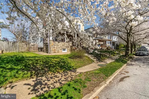 Exterior - 3014 Beverly Rd, Baltimore, MD 21214 photo 8 of 13