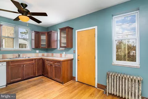 Kitchen - 3014 Beverly Rd, Baltimore, MD 21214 photo 3 of 4