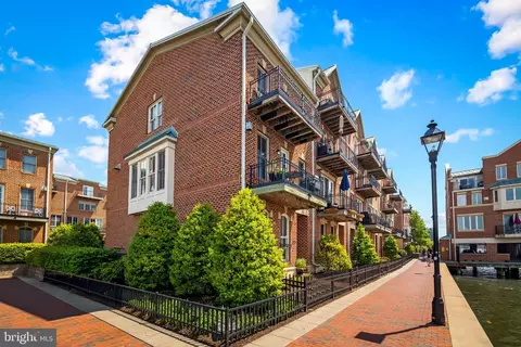 2323 Boston St #1, Baltimore, MD 21224