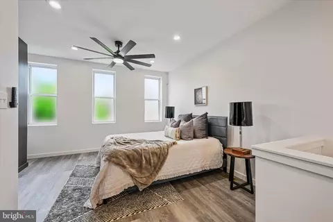 Bedroom - 1805 N Caroline St, Baltimore, MD 21213 photo 5 of 5