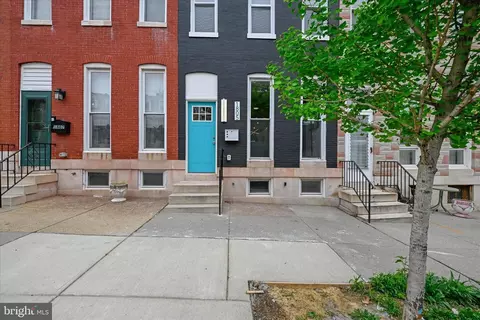 Exterior - 1805 N Caroline St, Baltimore, MD 21213 photo 2 of 2