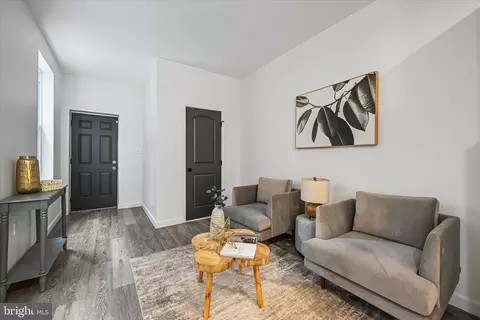 Living - 1805 N Caroline St, Baltimore, MD 21213 photo 4 of 5