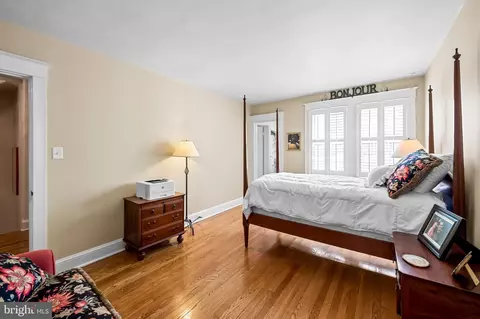 Bedroom - 209 Ridgemede Rd, Baltimore, MD 21210 photo 1 of 11