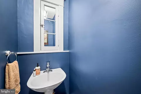 Other - 209 Ridgemede Rd, Baltimore, MD 21210 photo 4 of 10