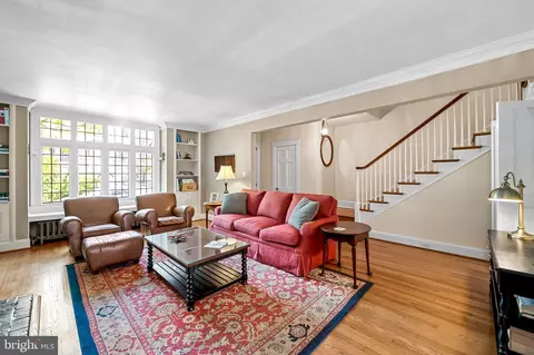 Living - 209 Ridgemede Rd, Baltimore, MD 21210 photo 2 of 4