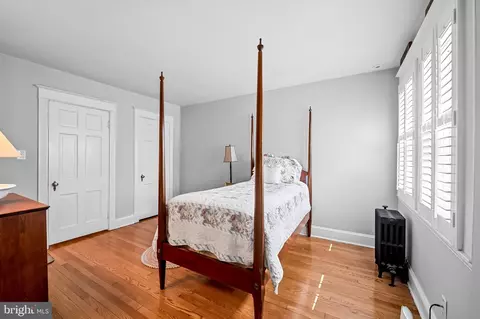 Bedroom - 209 Ridgemede Rd, Baltimore, MD 21210 photo 2 of 11