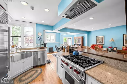 Kitchen - 209 Ridgemede Rd, Baltimore, MD 21210 photo 4 of 7