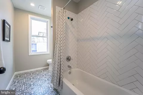 Bath - 714 E 41st St, Baltimore, MD 21218 photo 1 of 6