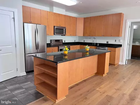 Kitchen - 2007 Clipper Park Rd #421, Baltimore, MD 21211 photo 1 of 4