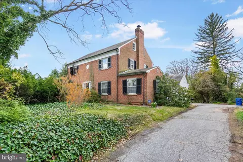 5516 N Charles St, Baltimore, MD 21210