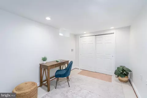 Bedroom - 2808 E Fairmount Ave E, Baltimore, MD 21224 photo 4 of 4