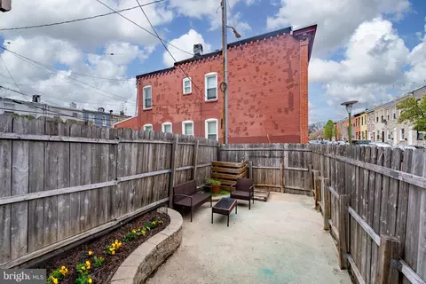 Exterior - 2808 E Fairmount Ave E, Baltimore, MD 21224 photo 2 of 7