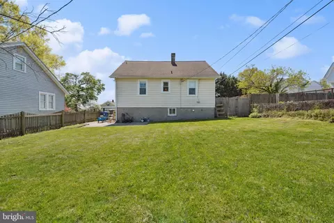 Exterior - 2602 Hemlock Ave, Baltimore, MD 21214 photo 4 of 6