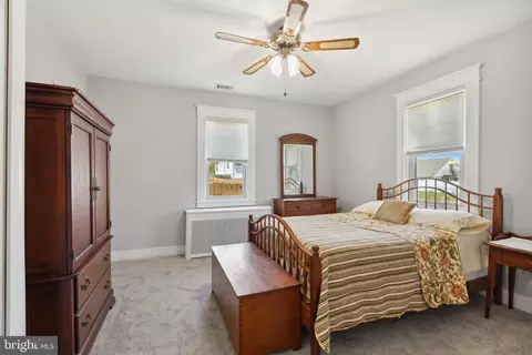 Bedroom - 2602 Hemlock Ave, Baltimore, MD 21214 photo 3 of 6