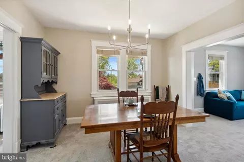 Dining - 2602 Hemlock Ave, Baltimore, MD 21214 photo 2 of 3