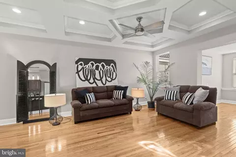 Living - 3528 Overview Rd, Baltimore, MD 21215 photo 4 of 4
