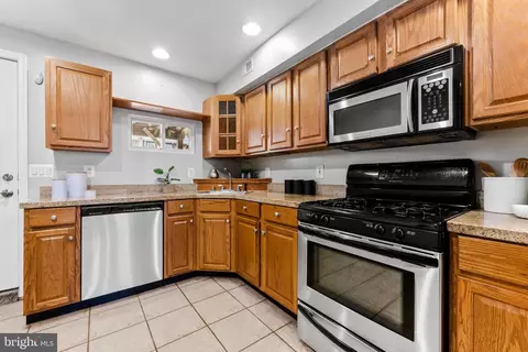 Kitchen - 1607 Patapsco St, Baltimore, MD 21230 photo 2 of 4