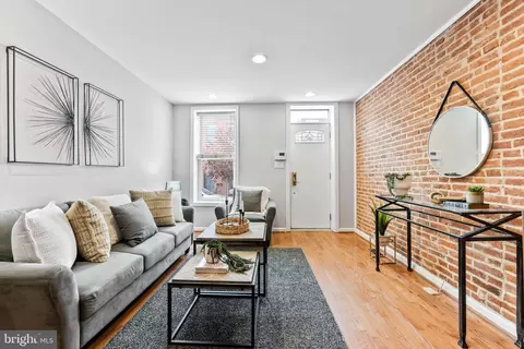 Living - 1607 Patapsco St, Baltimore, MD 21230 photo 3 of 5