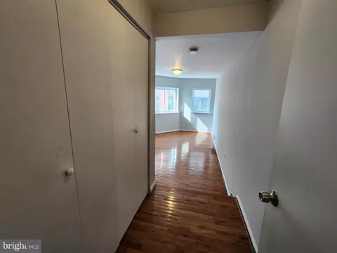Entry Way - 436 E Lanvale St, Baltimore, MD 21202 photo 3 of 4
