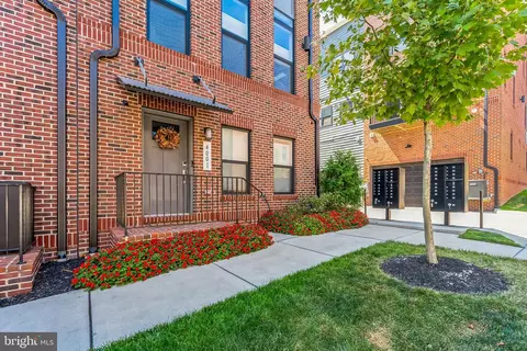 Exterior - 4001 Harmony Ct, Baltimore, MD 21224 photo 5 of 13