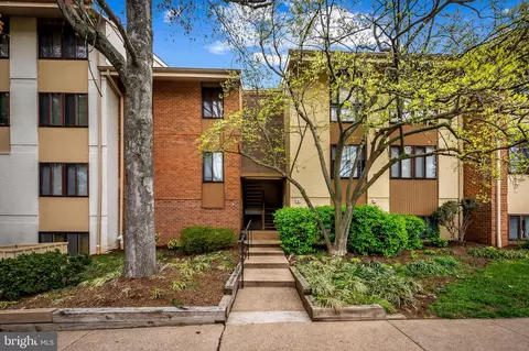 15 Hamill Rd #15A, Baltimore, MD 21210