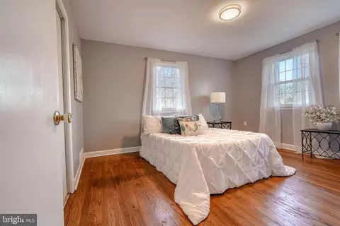 Bedroom - 6006 Hillen Rd, Baltimore, MD 21239 photo 2 of 8