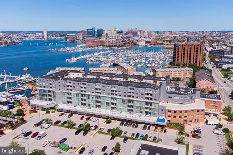 View/Area - 2772 Lighthouse Pt E #316, Baltimore, MD 21224 photo 7 of 8