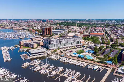 2772 Lighthouse Pt E #316, Baltimore, MD 21224