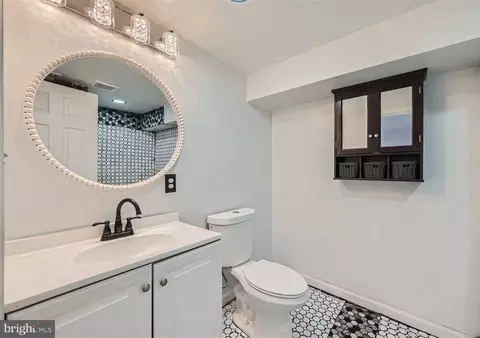 Bath - 1614 E Lanvale St E, Baltimore, MD 21213 photo 6 of 6