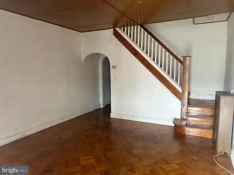 704 E 23rd St, Baltimore, MD 21218 photo 3