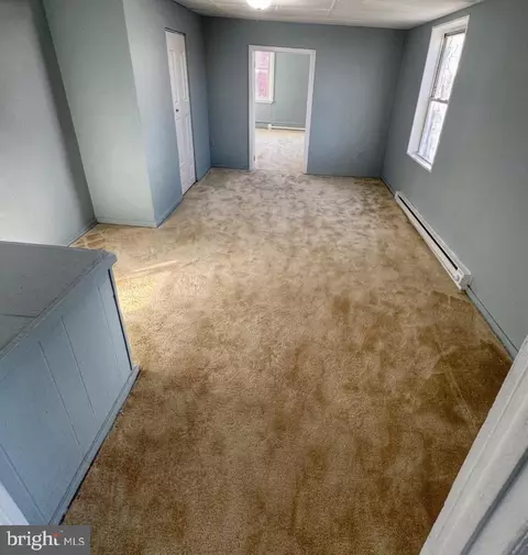 Entry Way - 514 S Payson St S, Baltimore, MD 21223 photo 2 of 3