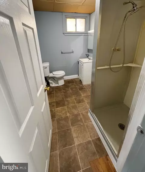 Bath - 514 S Payson St S, Baltimore, MD 21223 photo 1 of 2