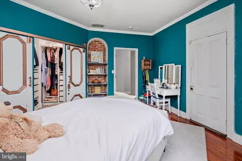 Bedroom - 5926 Smith Ave, Baltimore, MD 21209 photo 4 of 7