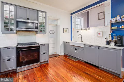 Kitchen - 5926 Smith Ave, Baltimore, MD 21209 photo 4 of 6