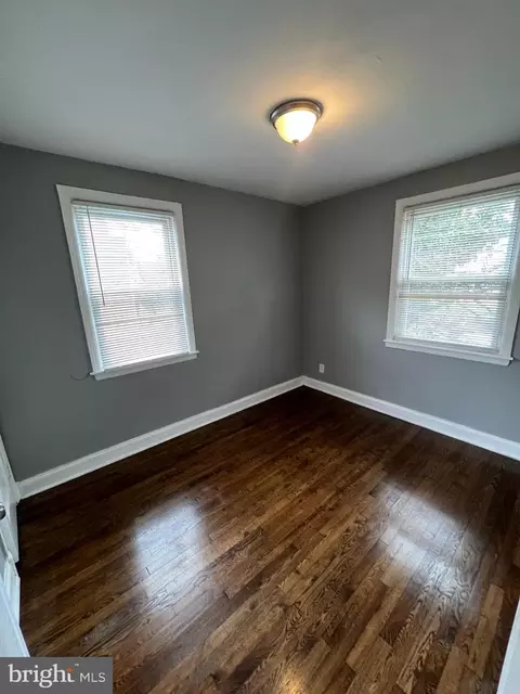 1121 Gleneagle Rd, Baltimore, MD 21239 photo 9