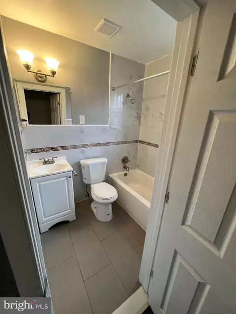 1121 Gleneagle Rd, Baltimore, MD 21239 photo 11