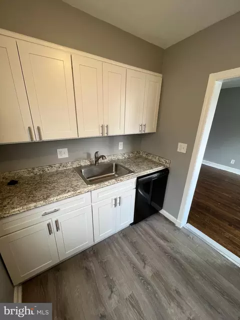 1121 Gleneagle Rd, Baltimore, MD 21239 photo 3