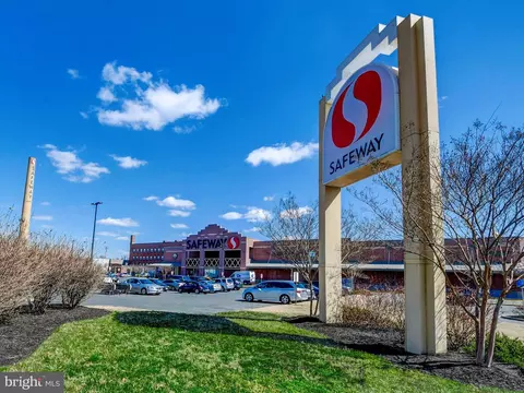 View/Area - 835 S Bond St, Baltimore, MD 21231 photo 8 of 11
